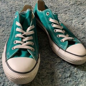 Teal converse